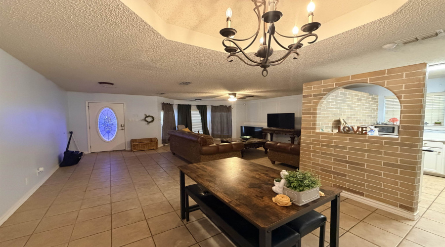 307 Hancock Ct, Laredo, Texas 78046, 3 Bedrooms Bedrooms, 6 Rooms Rooms,2 BathroomsBathrooms,Residential,For Rent,307 Hancock Ct,20263874