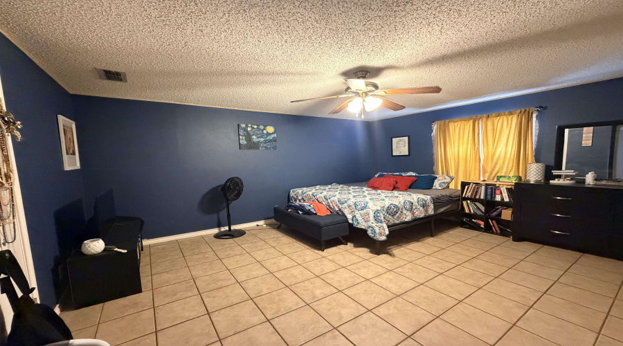 307 Hancock Ct, Laredo, Texas 78046, 3 Bedrooms Bedrooms, 6 Rooms Rooms,2 BathroomsBathrooms,Residential,For Sale,307 Hancock Ct,20263875