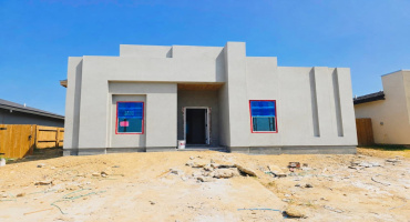 112 Mi Ranchito St., laredo, Texas 78046, 3 Bedrooms Bedrooms, 5 Rooms Rooms,2 BathroomsBathrooms,Residential,For Sale,112 Mi Ranchito St.,20263876