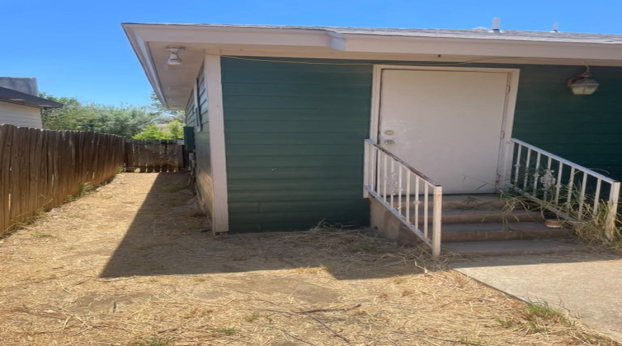 2318 Loma Vista Dr, Laredo, Texas 78046, 3 Bedrooms Bedrooms, 5 Rooms Rooms,2 BathroomsBathrooms,Residential,For Sale,2318 Loma Vista Dr,20263877