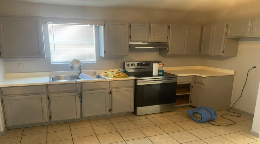 2318 Loma Vista Dr, Laredo, Texas 78046, 3 Bedrooms Bedrooms, 5 Rooms Rooms,2 BathroomsBathrooms,Residential,For Sale,2318 Loma Vista Dr,20263877