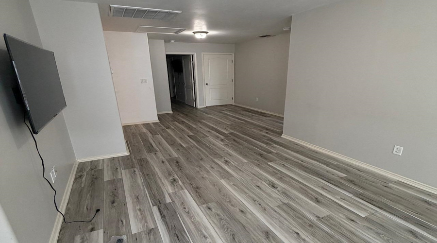 6118 Fraile Dr, Laredo, Texas 78043, 3 Bedrooms Bedrooms, 5 Rooms Rooms,2 BathroomsBathrooms,Residential,For Rent,6118 Fraile Dr,20263881