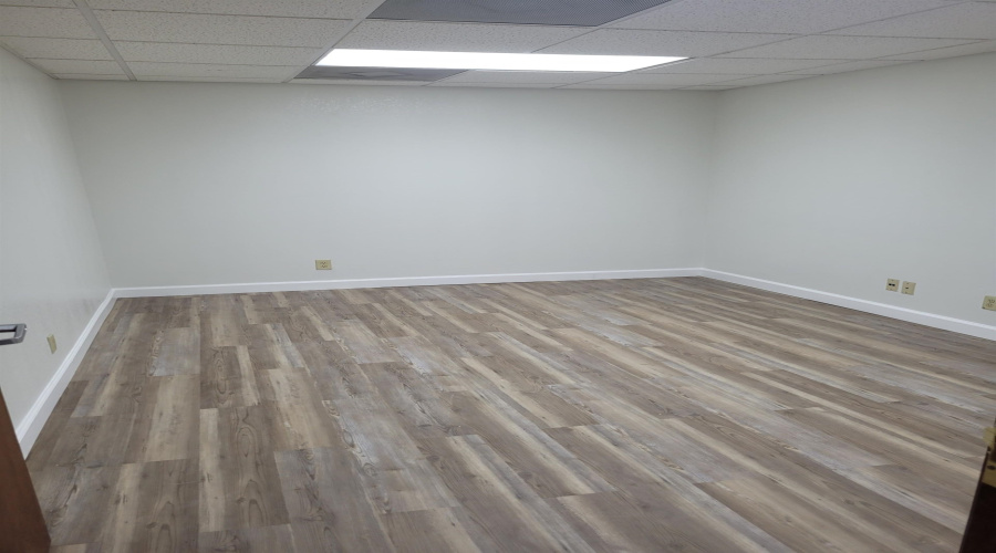 14110 Transportation Ave, Laredo, Texas 78041, ,2 BathroomsBathrooms,Commercial retail/office,For Rent,14110 Transportation Ave,20263880