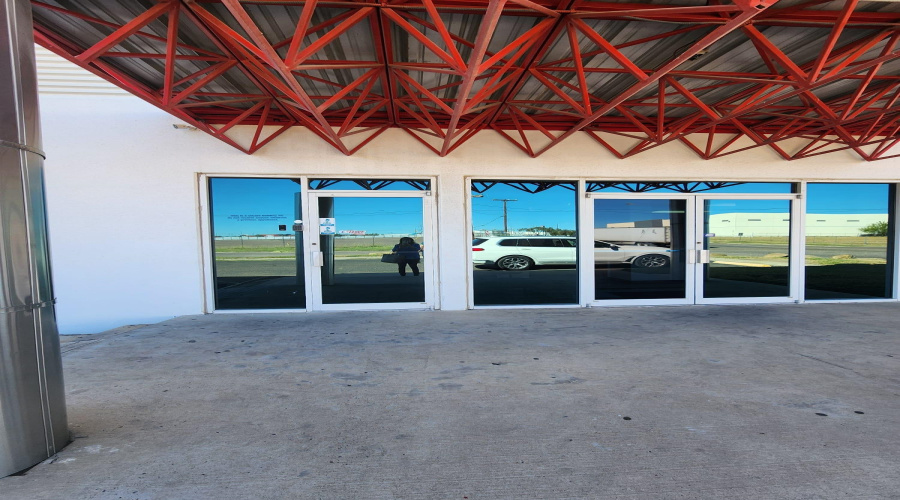 14110 Transportation Ave, Laredo, Texas 78041, ,2 BathroomsBathrooms,Commercial retail/office,For Rent,14110 Transportation Ave,20263880