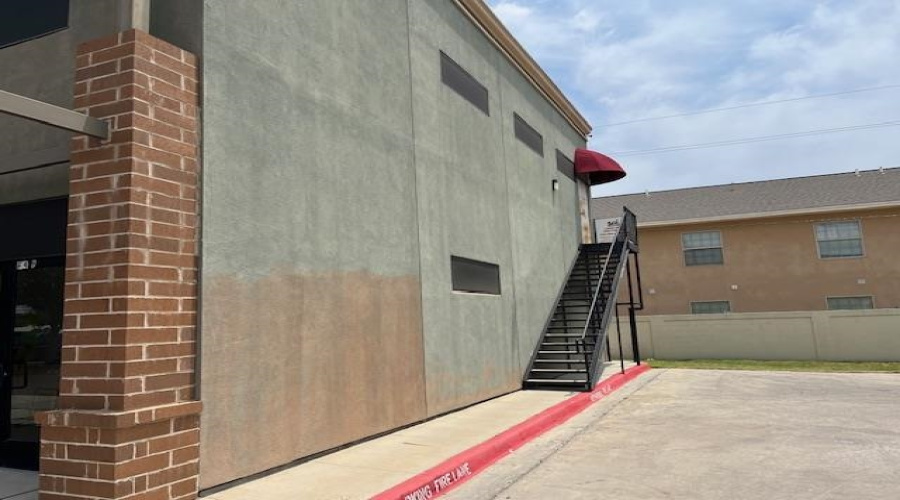 2715 E Del Mar Blvd, Laredo, Texas 78045, 1 Room Rooms,1 BathroomBathrooms,Commercial retail/office,For Rent,2715 E Del Mar Blvd,20252226