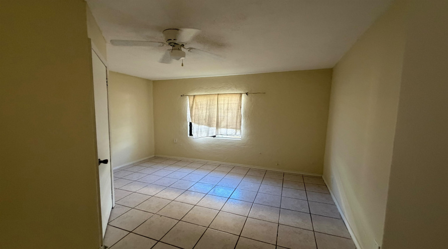 3502 Guadalupe St, Laredo, TX 78043, Texas 78043-3827, ,Multi-family,For Sale,3502 Guadalupe St,20263888