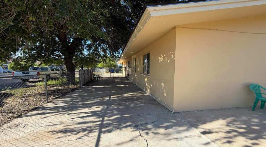 3502 Guadalupe St, Laredo, TX 78043, Texas 78043-3827, ,Multi-family,For Sale,3502 Guadalupe St,20263888