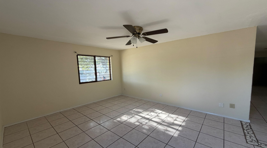 3502 Guadalupe St, Laredo, TX 78043, Texas 78043-3827, ,Multi-family,For Sale,3502 Guadalupe St,20263888