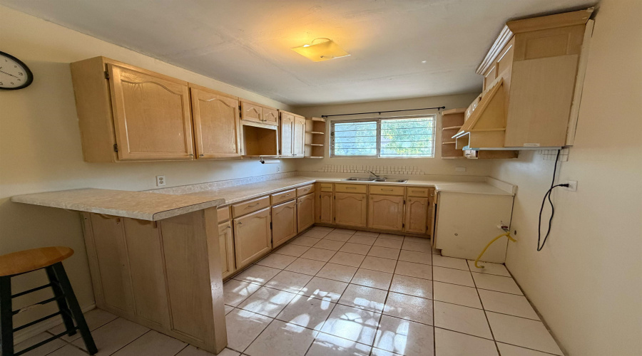 3502 Guadalupe St, Laredo, TX 78043, Texas 78043-3827, ,Multi-family,For Sale,3502 Guadalupe St,20263888