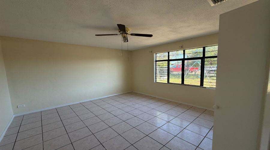 3502 Guadalupe St, Laredo, TX 78043, Texas 78043-3827, ,Multi-family,For Sale,3502 Guadalupe St,20263888