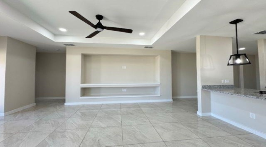 6702 El Freno, Laredo, Texas 78046, 3 Bedrooms Bedrooms, 6 Rooms Rooms,2 BathroomsBathrooms,Residential,For Rent,6702 El Freno,20263887