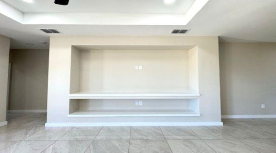 6702 El Freno, Laredo, Texas 78046, 3 Bedrooms Bedrooms, 6 Rooms Rooms,2 BathroomsBathrooms,Residential,For Rent,6702 El Freno,20263887