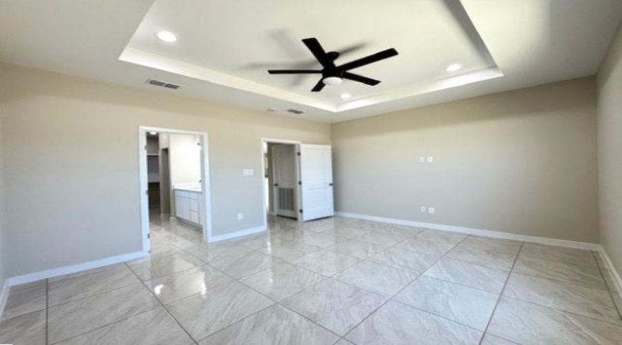 6702 El Freno, Laredo, Texas 78046, 3 Bedrooms Bedrooms, 6 Rooms Rooms,2 BathroomsBathrooms,Residential,For Rent,6702 El Freno,20263887