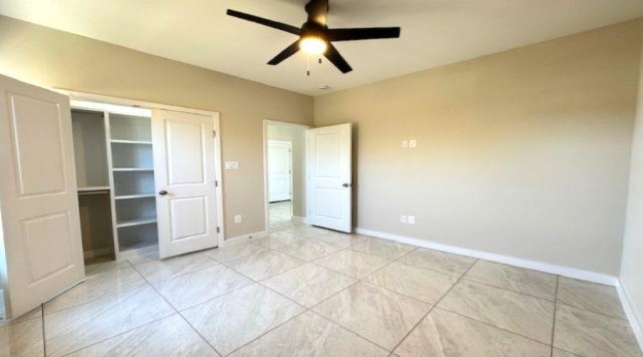 6702 El Freno, Laredo, Texas 78046, 3 Bedrooms Bedrooms, 6 Rooms Rooms,2 BathroomsBathrooms,Residential,For Rent,6702 El Freno,20263887