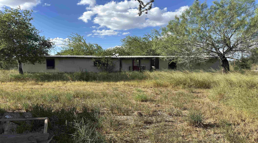 707 S Frans St., hebbronville, Texas 78361, 3 Bedrooms Bedrooms, 5 Rooms Rooms,2 BathroomsBathrooms,Residential,For Sale,707 S Frans St.,20263890