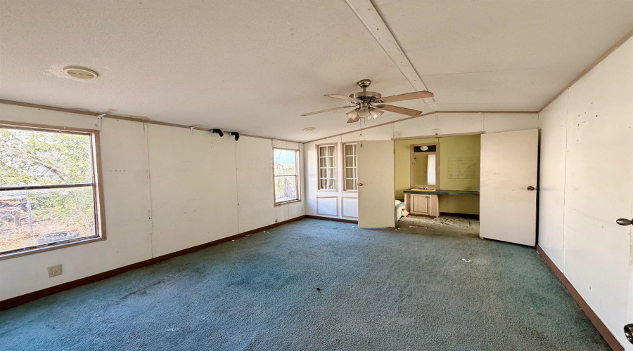 6009 Balcones Dr, Laredo, Texas 78046, 7 Bedrooms Bedrooms, 14 Rooms Rooms,4 BathroomsBathrooms,Residential,For Sale,6009 Balcones Dr,20263894