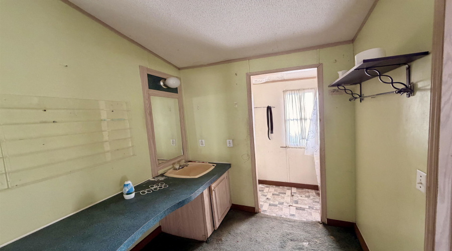 6009 Balcones Dr, Laredo, Texas 78046, 7 Bedrooms Bedrooms, 14 Rooms Rooms,4 BathroomsBathrooms,Residential,For Sale,6009 Balcones Dr,20263894
