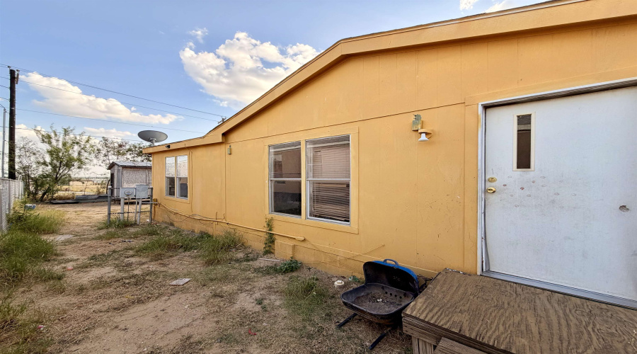 6009 Balcones Dr, Laredo, Texas 78046, 7 Bedrooms Bedrooms, 14 Rooms Rooms,4 BathroomsBathrooms,Residential,For Sale,6009 Balcones Dr,20263894