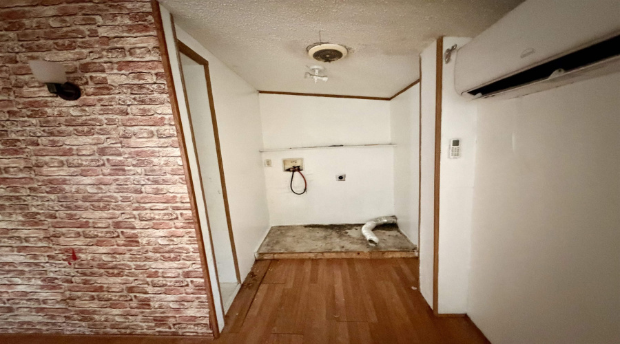 6009 Balcones Dr, Laredo, Texas 78046, 7 Bedrooms Bedrooms, 14 Rooms Rooms,4 BathroomsBathrooms,Residential,For Sale,6009 Balcones Dr,20263894
