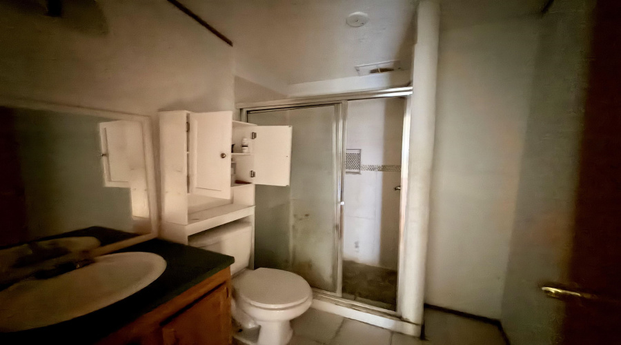 6009 Balcones Dr, Laredo, Texas 78046, 7 Bedrooms Bedrooms, 14 Rooms Rooms,4 BathroomsBathrooms,Residential,For Sale,6009 Balcones Dr,20263894