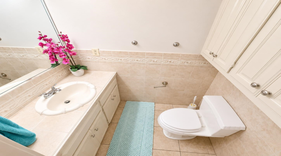 1902 Delmar St., Zapata, Texas 78076, 6 Bedrooms Bedrooms, 8 Rooms Rooms,2 BathroomsBathrooms,Residential,For Sale,1902 Delmar St.,20263895