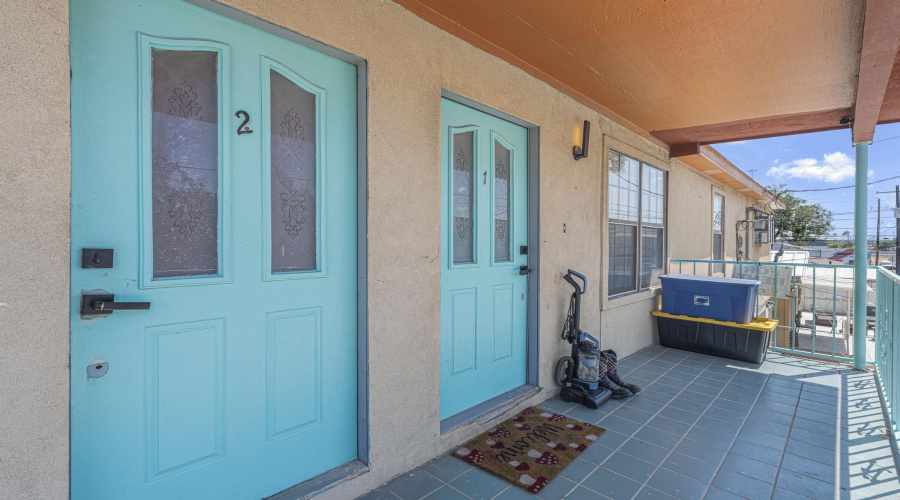 2901 San Agustin Ave, LAREDO, Texas 78040, 1 Room Rooms,3 BathroomsBathrooms,Commercial retail/office,For Sale,2901 San Agustin Ave,20263891