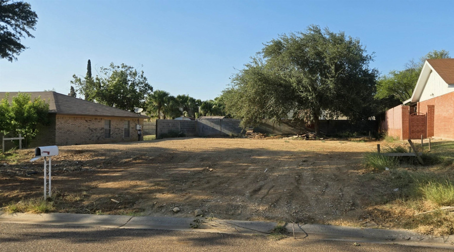 1506 Wildrose Ln, Laredo, Texas 78041, ,Land,For Sale,1506 Wildrose Ln,20263896