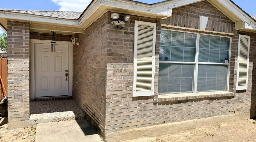 505 Valnera Dr, Laredo, Texas 78043, 3 Bedrooms Bedrooms, 5 Rooms Rooms,2 BathroomsBathrooms,Residential,For Sale,505 Valnera Dr,20263901
