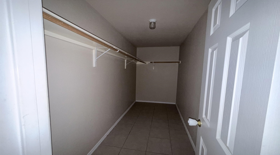505 Valnera Dr, Laredo, Texas 78043, 3 Bedrooms Bedrooms, 5 Rooms Rooms,2 BathroomsBathrooms,Residential,For Sale,505 Valnera Dr,20263901