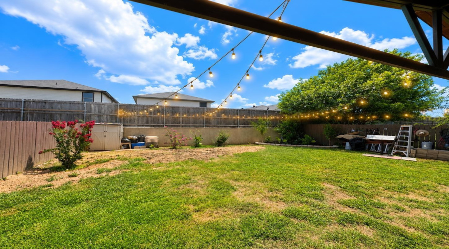 5507 Palestine Dr, Laredo, Texas 78046, 3 Bedrooms Bedrooms, 5 Rooms Rooms,2 BathroomsBathrooms,Residential,For Sale,5507 Palestine Dr,20263902