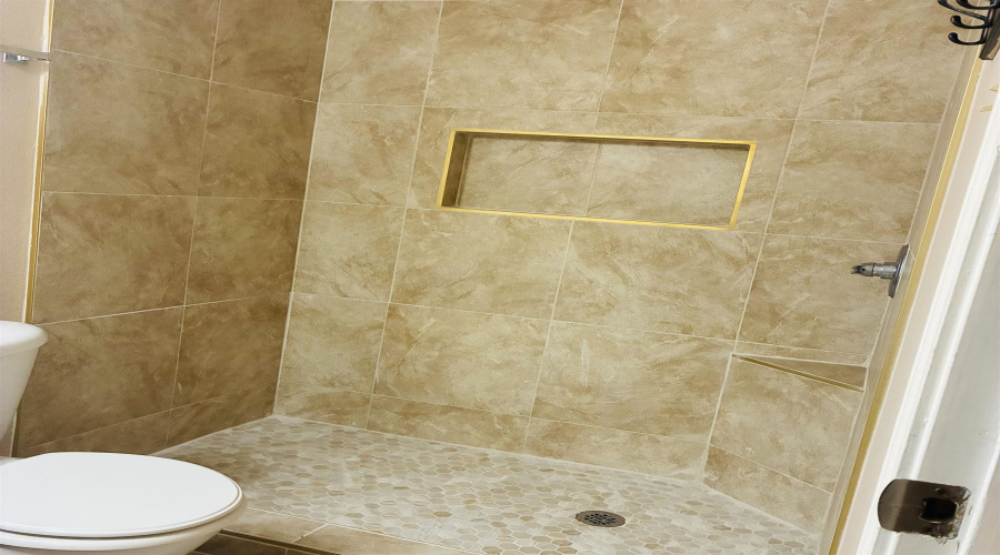 2619 San Isidro Pkwy, Laredo, Texas 78045, 2 Bedrooms Bedrooms, 5 Rooms Rooms,2 BathroomsBathrooms,Residential,For Sale,2619 San Isidro Pkwy,20263904