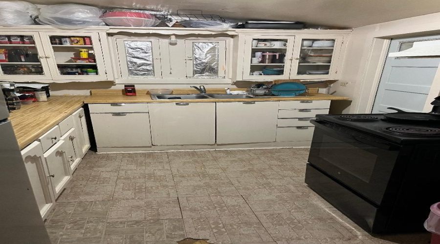 2401 San Francisco Ave, Laredo, Texas 78040, ,Multi-family,For Sale,2401 San Francisco Ave,20263912