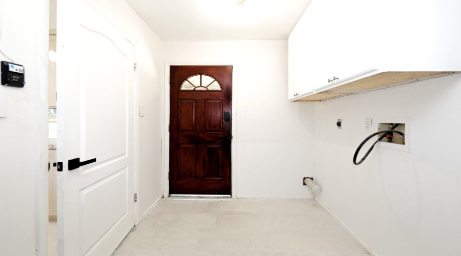 704 Sesame Ln, Laredo, Texas 78045, 3 Bedrooms Bedrooms, 5 Rooms Rooms,2 BathroomsBathrooms,Residential,For Sale,704 Sesame Ln,20263908