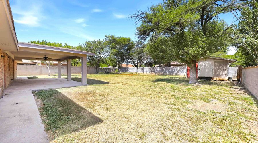 704 Sesame Ln, Laredo, Texas 78045, 3 Bedrooms Bedrooms, 5 Rooms Rooms,2 BathroomsBathrooms,Residential,For Sale,704 Sesame Ln,20263908