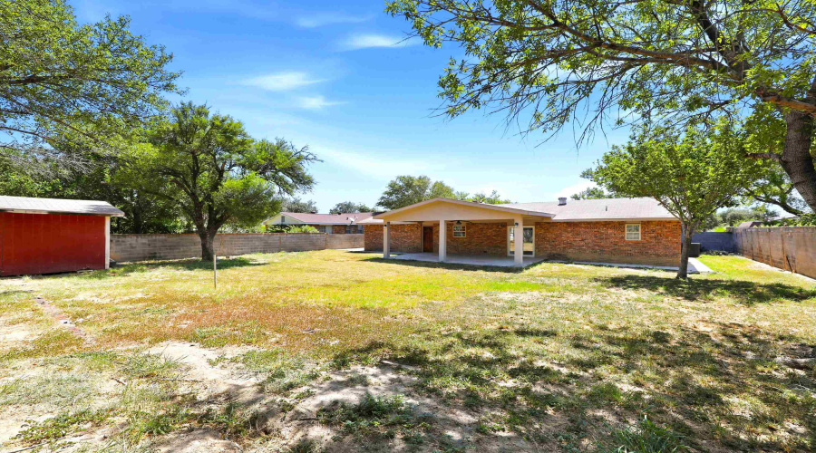 704 Sesame Ln, Laredo, Texas 78045, 3 Bedrooms Bedrooms, 5 Rooms Rooms,2 BathroomsBathrooms,Residential,For Sale,704 Sesame Ln,20263908