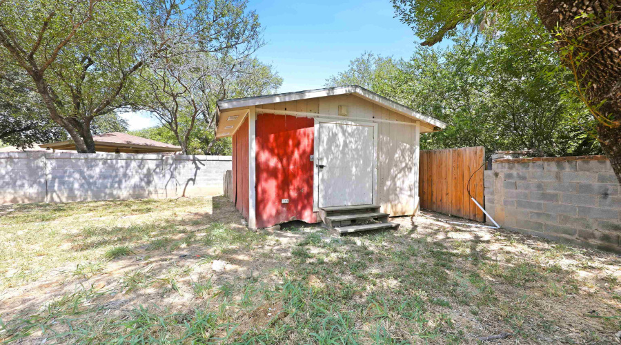 704 Sesame Ln, Laredo, Texas 78045, 3 Bedrooms Bedrooms, 5 Rooms Rooms,2 BathroomsBathrooms,Residential,For Sale,704 Sesame Ln,20263908