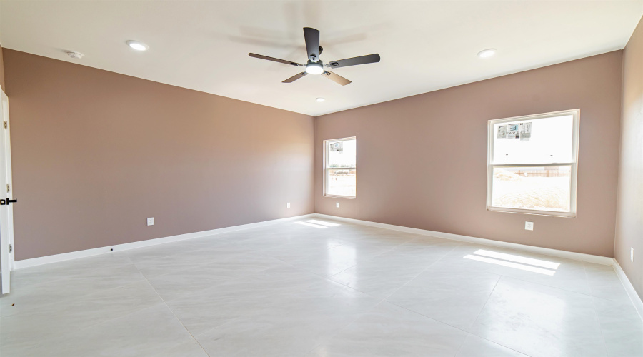 115 Lusitano Dr., Laredo, Texas 78046, 3 Bedrooms Bedrooms, 5 Rooms Rooms,2 BathroomsBathrooms,Residential,For Sale,115 Lusitano Dr.,20263909