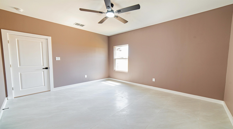 115 Lusitano Dr., Laredo, Texas 78046, 3 Bedrooms Bedrooms, 5 Rooms Rooms,2 BathroomsBathrooms,Residential,For Sale,115 Lusitano Dr.,20263909