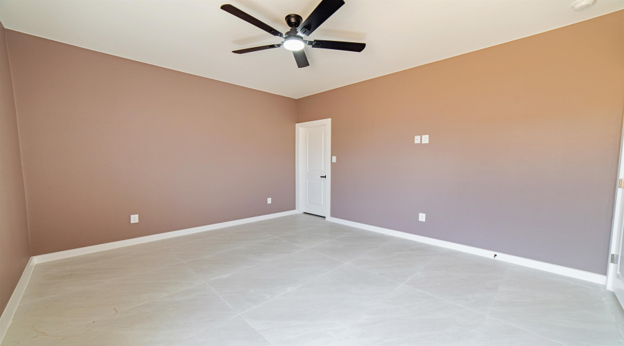 115 Lusitano Dr., Laredo, Texas 78046, 3 Bedrooms Bedrooms, 5 Rooms Rooms,2 BathroomsBathrooms,Residential,For Sale,115 Lusitano Dr.,20263909