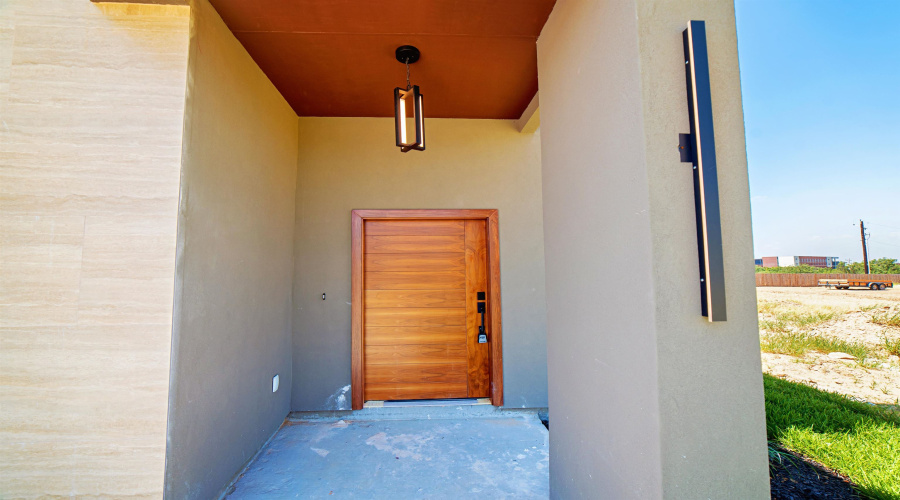 115 Lusitano Dr., Laredo, Texas 78046, 3 Bedrooms Bedrooms, 5 Rooms Rooms,2 BathroomsBathrooms,Residential,For Sale,115 Lusitano Dr.,20263909
