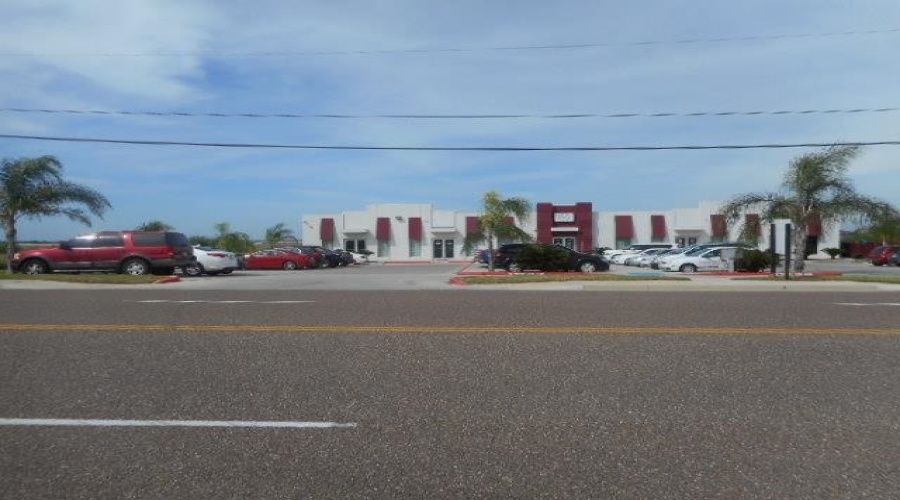 6510 Polaris Dr, LAREDO, Texas 78041, 1 Room Rooms,1 BathroomBathrooms,Commercial retail/office,For Rent,6510 Polaris Dr,20263916