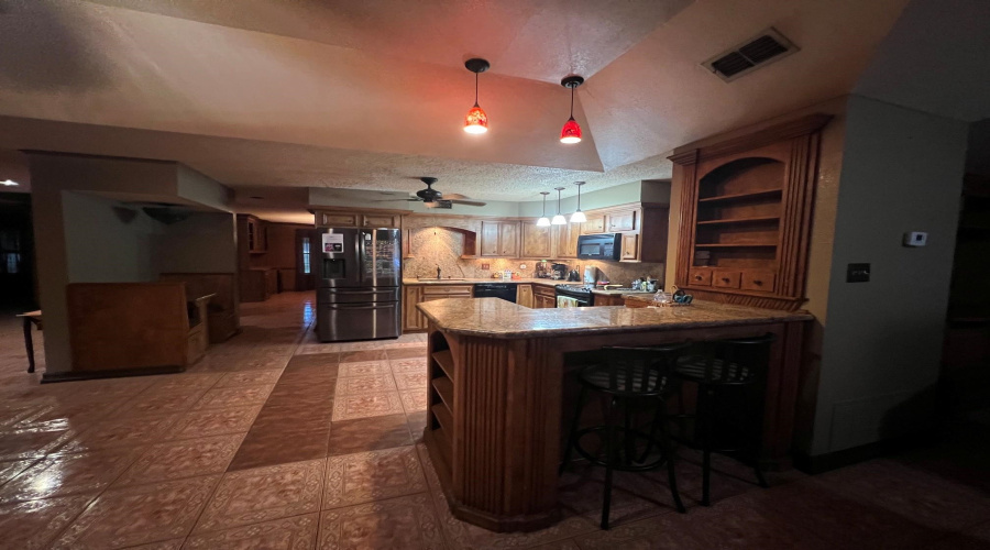 1505 Palmer Dr, Laredo, Texas 78045, 5 Bedrooms Bedrooms, 11 Rooms Rooms,6 BathroomsBathrooms,Residential,For Sale,1505 Palmer Dr,20263918