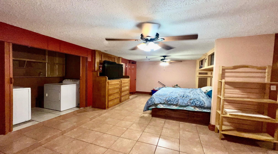 1505 Palmer Dr, Laredo, Texas 78045, 5 Bedrooms Bedrooms, 11 Rooms Rooms,6 BathroomsBathrooms,Residential,For Sale,1505 Palmer Dr,20263918