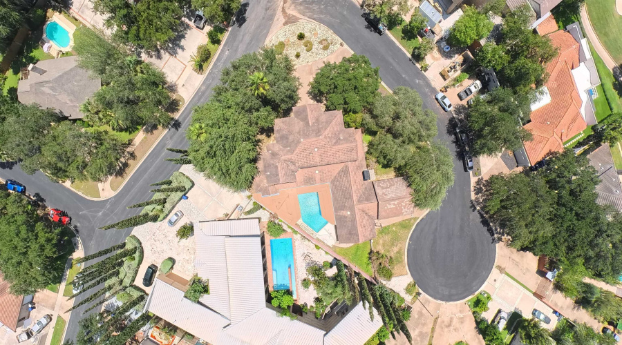 1505 Palmer Dr, Laredo, Texas 78045, 5 Bedrooms Bedrooms, 11 Rooms Rooms,6 BathroomsBathrooms,Residential,For Sale,1505 Palmer Dr,20263918