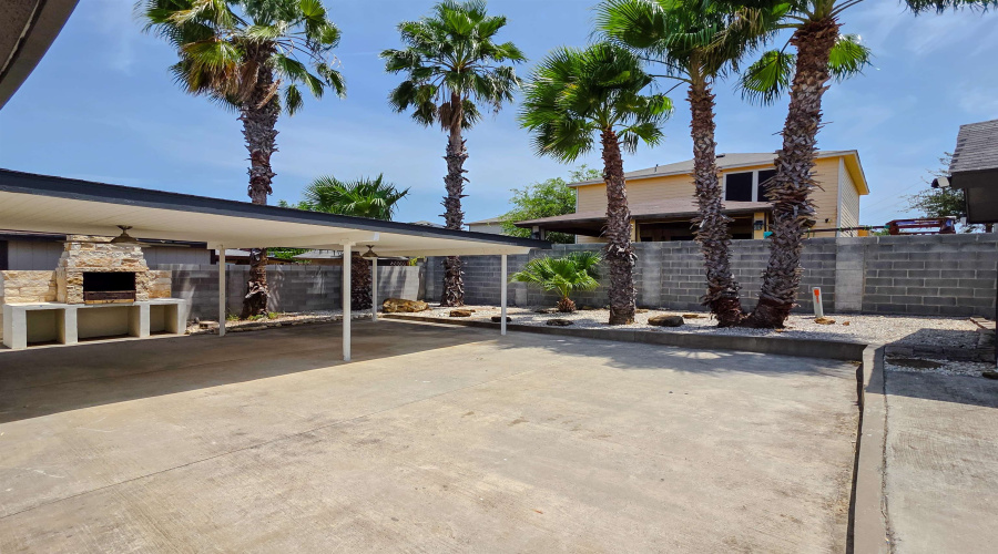 3325 Cuatro Vientos Dr, laredo, Texas 78046, 3 Bedrooms Bedrooms, 3 Rooms Rooms,2 BathroomsBathrooms,Residential,For Sale,3325 Cuatro Vientos Dr,20263919
