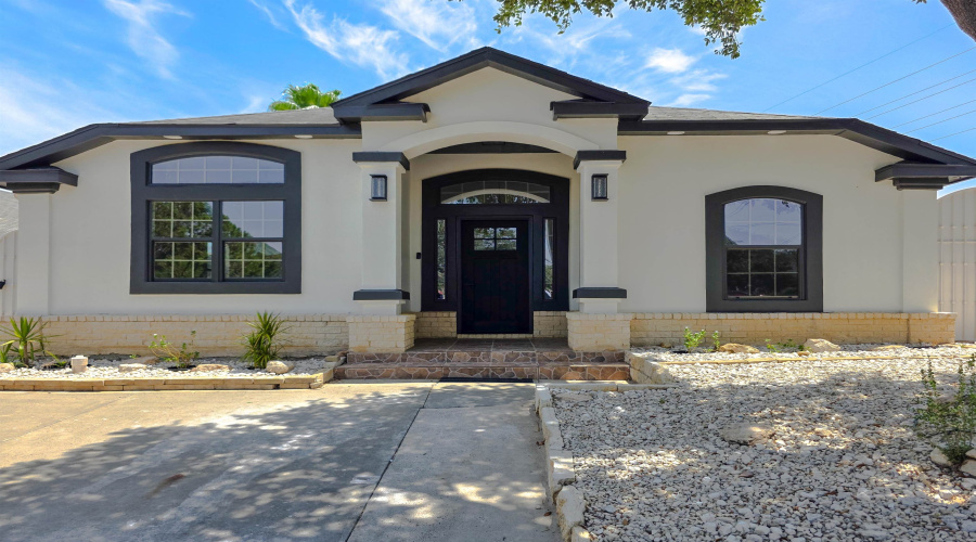 3325 Cuatro Vientos Dr, laredo, Texas 78046, 3 Bedrooms Bedrooms, 3 Rooms Rooms,2 BathroomsBathrooms,Residential,For Sale,3325 Cuatro Vientos Dr,20263919