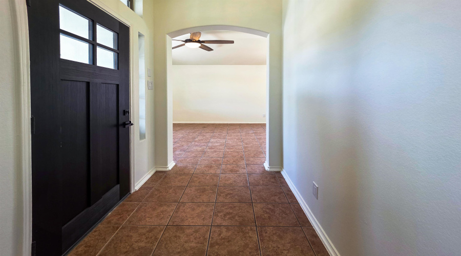 3325 Cuatro Vientos Dr, laredo, Texas 78046, 3 Bedrooms Bedrooms, 3 Rooms Rooms,2 BathroomsBathrooms,Residential,For Sale,3325 Cuatro Vientos Dr,20263919