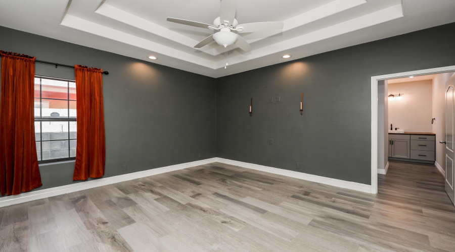 216 Newcastle Dr, Laredo, Texas 78045, 4 Bedrooms Bedrooms, 7 Rooms Rooms,2 BathroomsBathrooms,Residential,For Sale,216 Newcastle Dr,20263921
