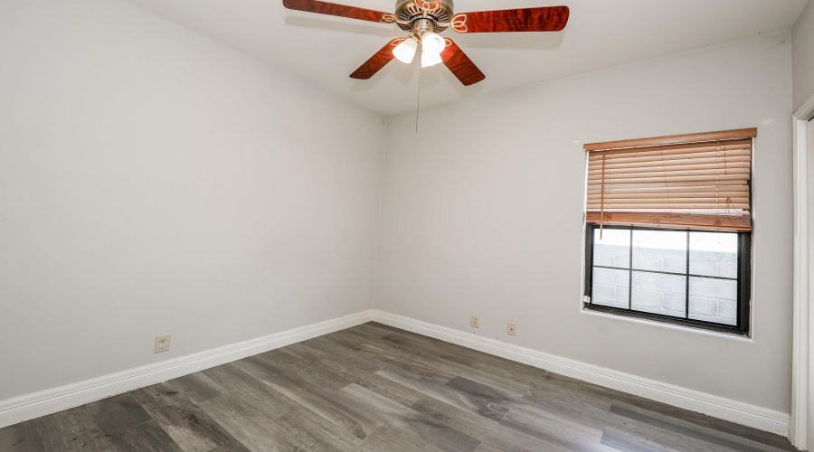 216 Newcastle Dr, Laredo, Texas 78045, 4 Bedrooms Bedrooms, 7 Rooms Rooms,2 BathroomsBathrooms,Residential,For Sale,216 Newcastle Dr,20263921