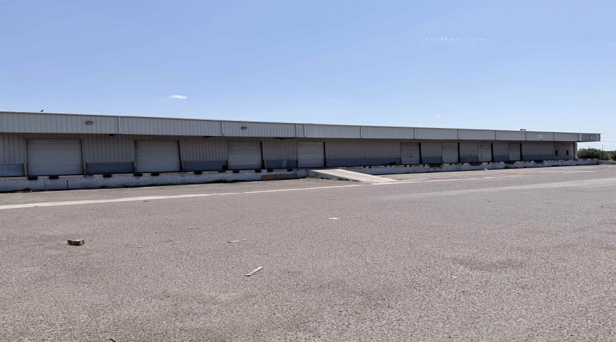 14401 Atlanta Dr, LAREDO, Texas 78045-0000, 1 Bedroom Bedrooms, 21 Rooms Rooms,3 BathroomsBathrooms,Commercial/industrial,For Rent,14401 Atlanta Dr,20263923